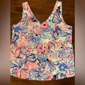 Lilly Pulitzer tank top. Womens Large. Like new.